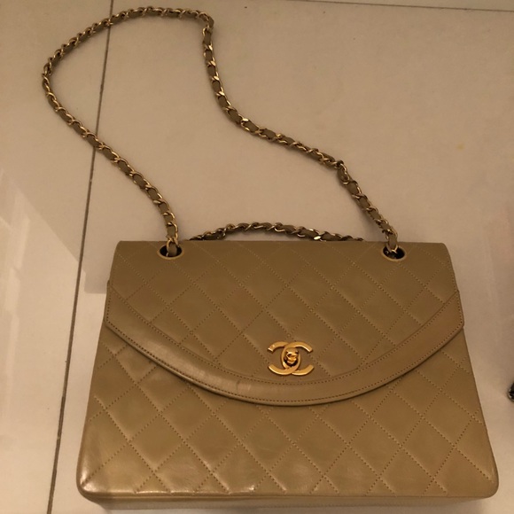 Stunning vintage Chanel bag. Original packaging - Picture 3 of 8